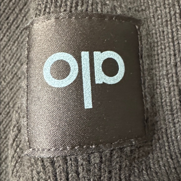 Alo Brown Cardigan and Pants Set - Picture 9 of 9